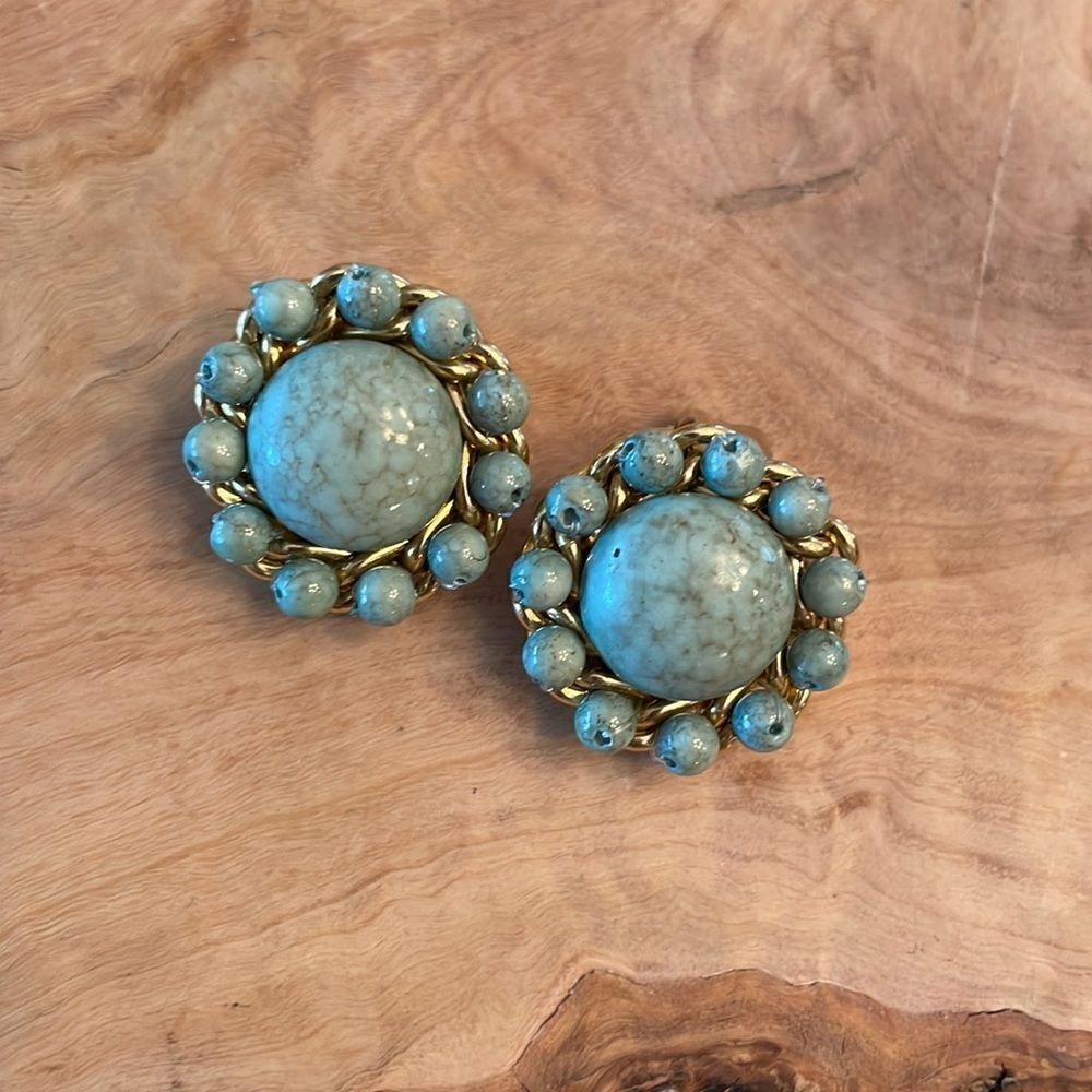 Vintage Hong Kong Clip Earrings